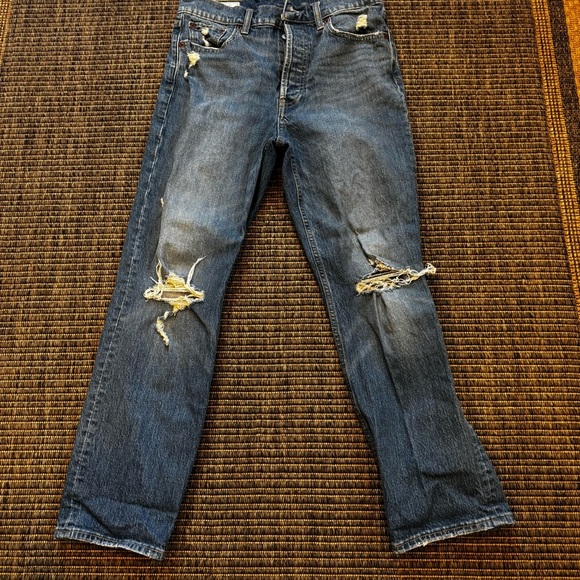 GAP Women's Distressed Straight Leg Denim Jeans - Picture 1 of 4